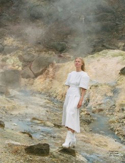 L'Officiel Singapore N°134 - October 2020-113 拷貝.jpg