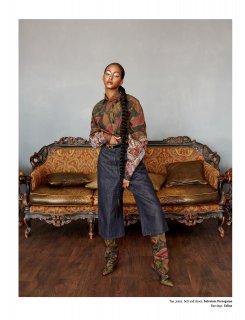 L'Officiel Singapore N°134 - October 2020-137 拷貝.jpg
