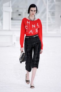 Sofia Steinberg Chanel Spring 2021 RTW MFW 1.jpg