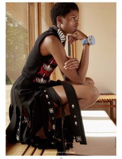 Grazia_France_-_Octobre_2020-130 拷貝.jpg