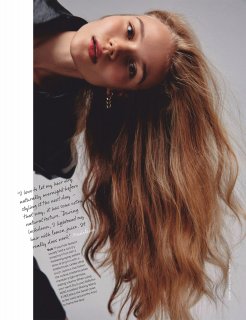 Grazia UK 2.10.2020_downmagaz.net-85 拷貝.jpg
