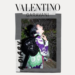 valentino_diary_spring_21_w_1080x1080_02.jpg