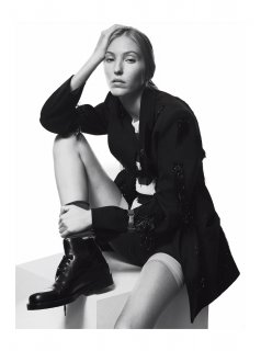 VI12 David Sims -story-5b.jpg