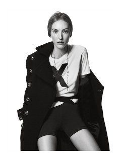 2020-12-01 Vogue Italia-160 拷貝.jpg
