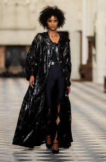 00061-Chanel-Pre-Fall-21~2.jpg