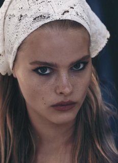 Marie_Claire_Australia_2021-01_UserUpload_Net_page-0112 拷貝.jpg