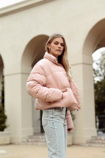 pink-puffer-jacket-5_800x.jpg