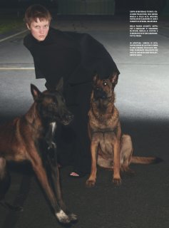 DM_Vouge_Italia_January2021_Johnny Dufort-2B.jpg
