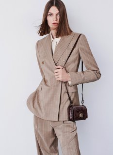 MAX-MARA-STUDIO-SS21-Giampaolo-Sgura-06.jpg.812bfe1a9fa486e5a6fd95165eb36c91.jpg