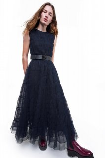 00008-Giambattista-Valli-Pre-Fall-21.jpg