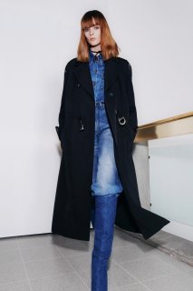 00019-Victoria-Beckham-Fall-21.jpg