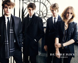 Burberry-2009-Promos-emma-watson-7684533-733-592.jpg
