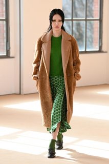 MaxMara+runway+look+021.jpg