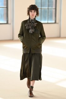 Giselle Norman Max Mara Fall 2021 RTW MFW 1.jpg