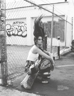 2021-03-01 Elle Russia-188 拷貝.jpg