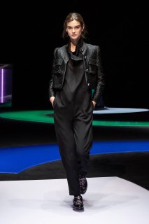 Sara Dijkink Emporio Armani Fall 2021 RTW MFW 2.jpg