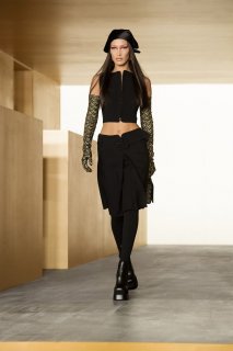 00003-VERSACE-FALL-21.jpg