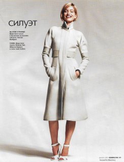 cosmopolitan russia december 2004 2.jpg
