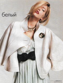 cosmopolitan russia december 2004 6.jpg