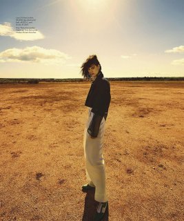 Vogue_Australia_-_May_2021-161 拷貝.jpg