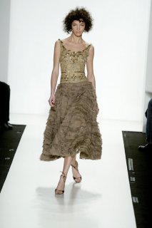 Reem+Acra+Fall+2004+Runway+KVJvNImCpNFl.jpg