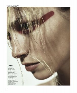 2021-06-01 Vogue Australia-97 拷貝.jpg