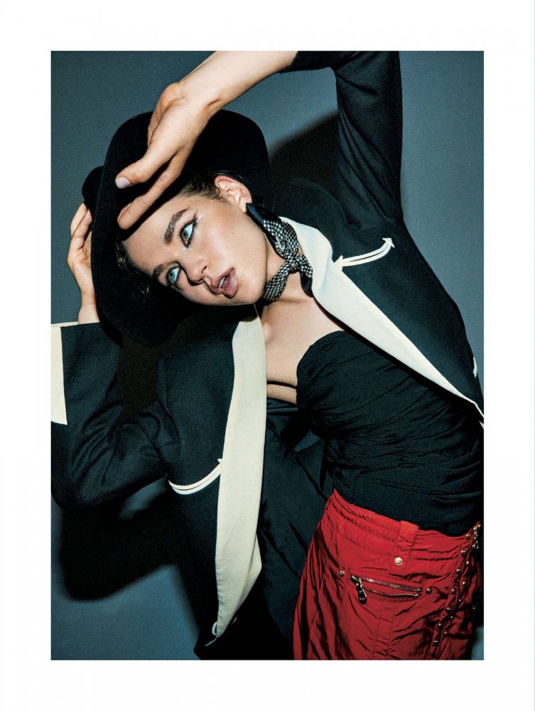 Harpers Bazaar Japan 10082021_downmagaz.net-118 拷貝.jpg
