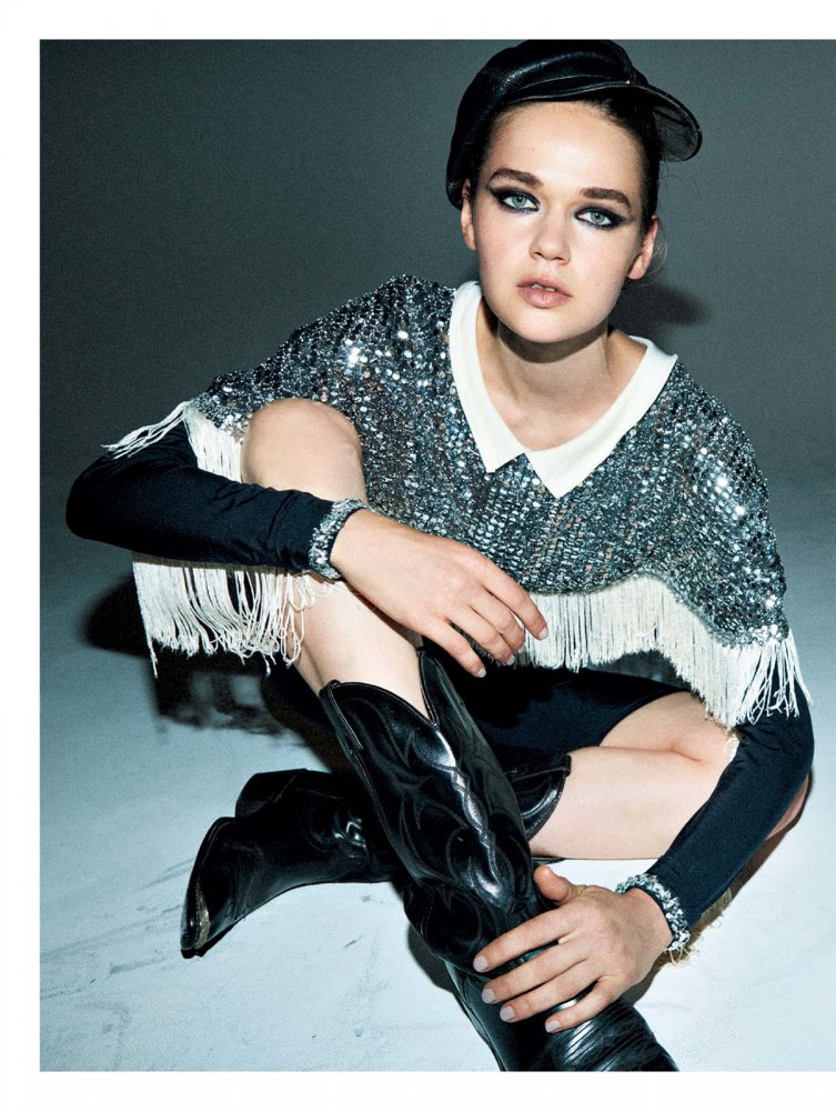 Harpers Bazaar Japan 10082021_downmagaz.net-120 拷貝.jpg