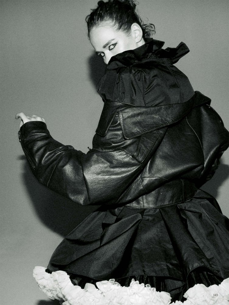 Harpers Bazaar Japan 10082021_downmagaz.net-133 拷貝.jpg