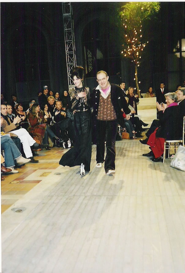 Christian Lacroix Maria Carla Boscono.jpg