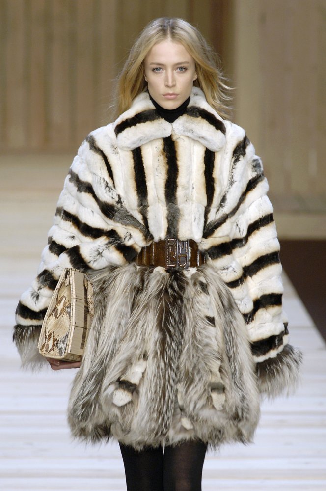 Fendi+Fall+2007+fbtr4VlZEErx copy.jpg