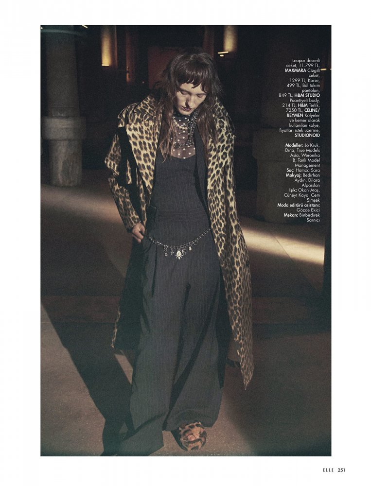 ELLE- Turkey 092021_downmagaz.net-261 拷貝.jpg