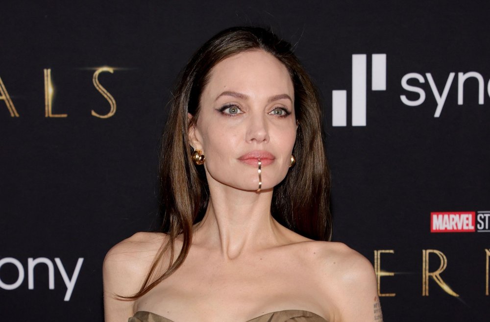 elegant angelina jolie in balmain gown at the eternals la premiere october 2021 8.jpg