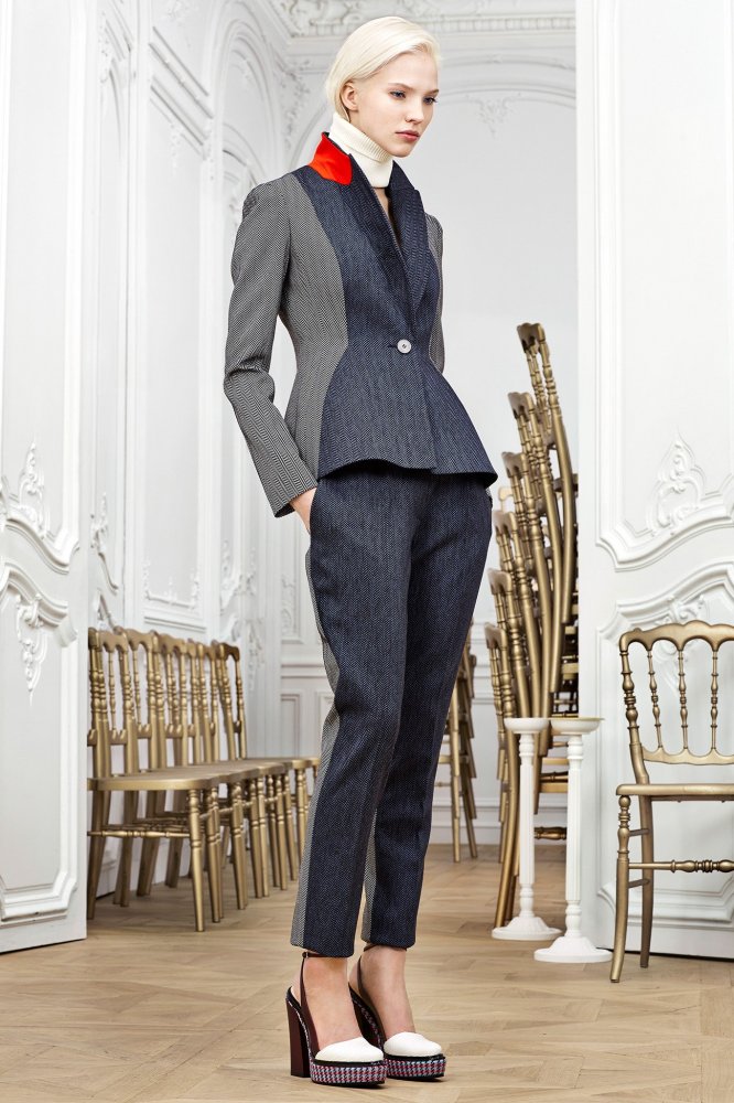 Dior_001_1366.1366x2048.jpeg