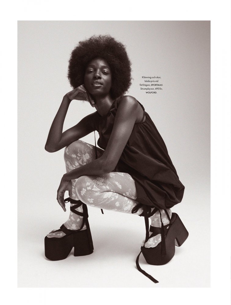 ELLE - SE 022022_downmagaz.net-90 拷貝.jpg
