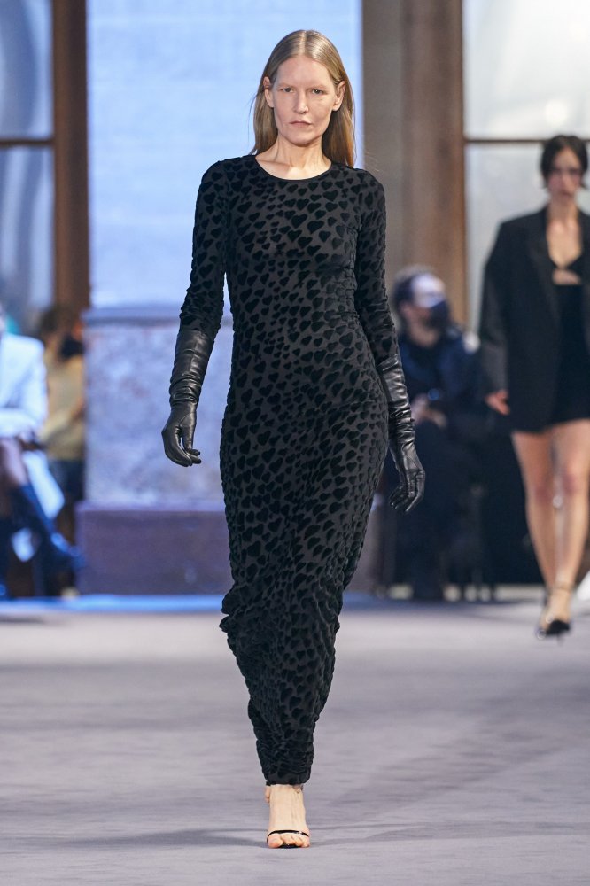 AMI_FW22_SHOW_RUNWAY%20LOOK%20_48.jpeg