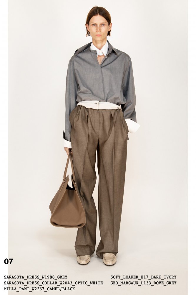 00007-The-Row-Fall-2022-New-York-credit-brand.jpeg