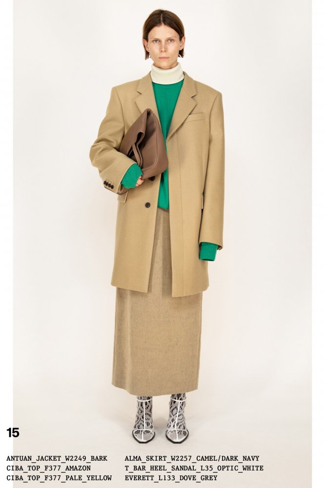 00015-The-Row-Fall-2022-New-York-credit-brand.jpeg
