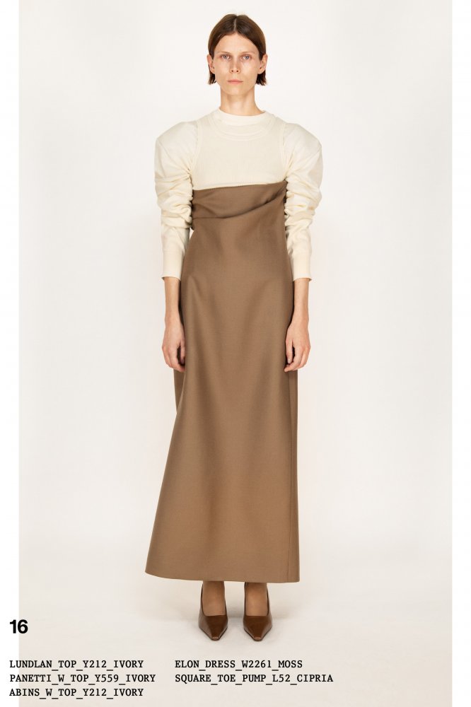 00016-The-Row-Fall-2022-New-York-credit-brand.jpeg