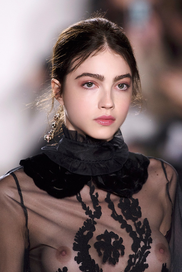 blugirl-600.jpg