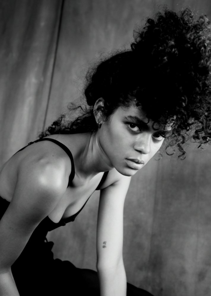MIKA SANTOS - OUI MANAGEMENT Portfolio_7.jpg