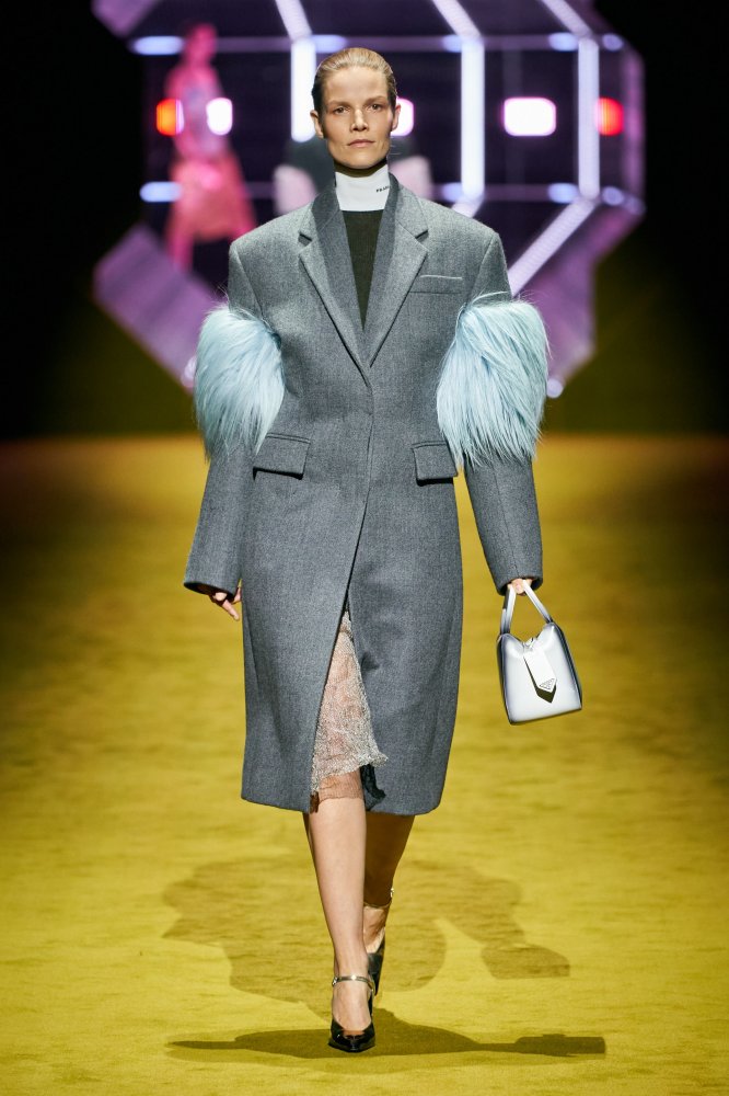 00032-prada-fall-2022-ready-to-wear-milan-credit-alessandro-lucioni-gorunway.jpg