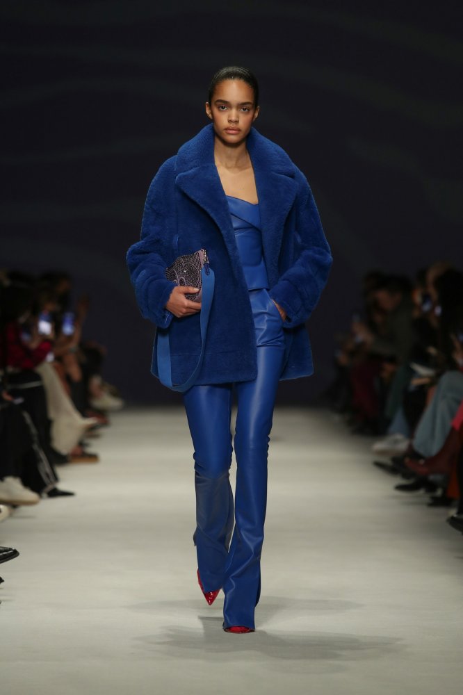 00019-genny-fall-2022-ready-to-wear-milan-credit-brand.jpg