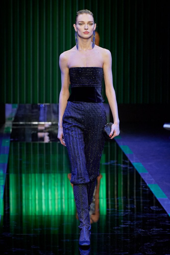 00083-giorgio-armani-fall-2022-ready-to-wear-milan-credit-filippo-fior-gorunway.jpg