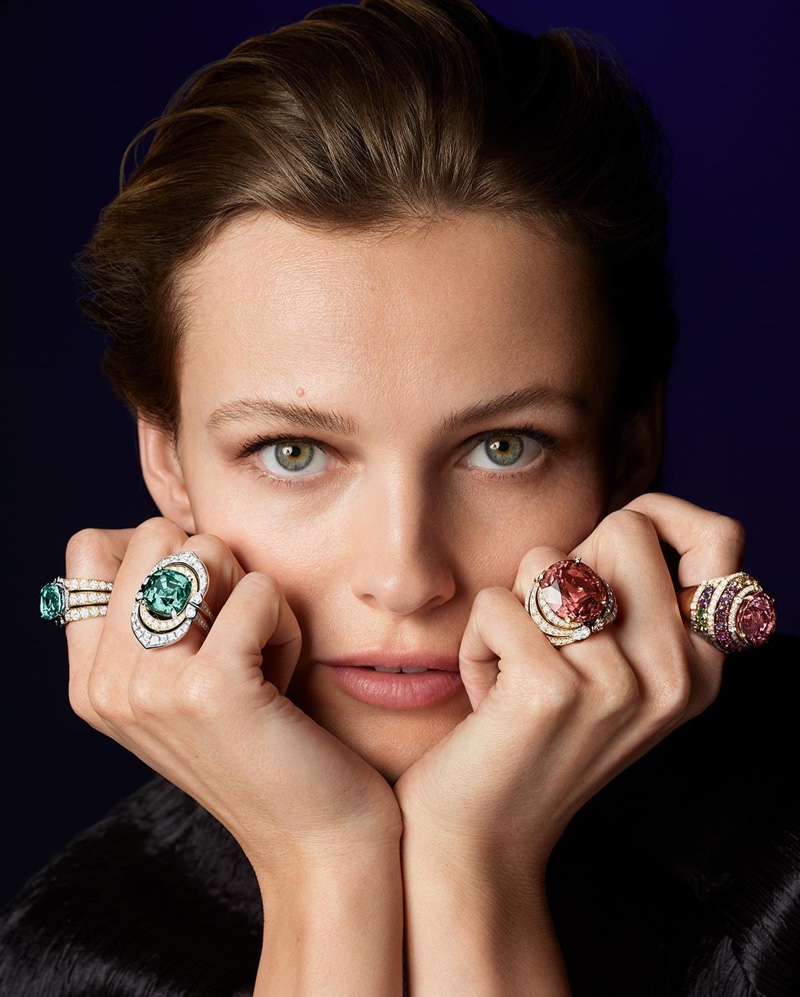 Edita-Vilkeviciute-Louis-Vuitton-High-Jewelry-2022-Photoshoot07.jpg