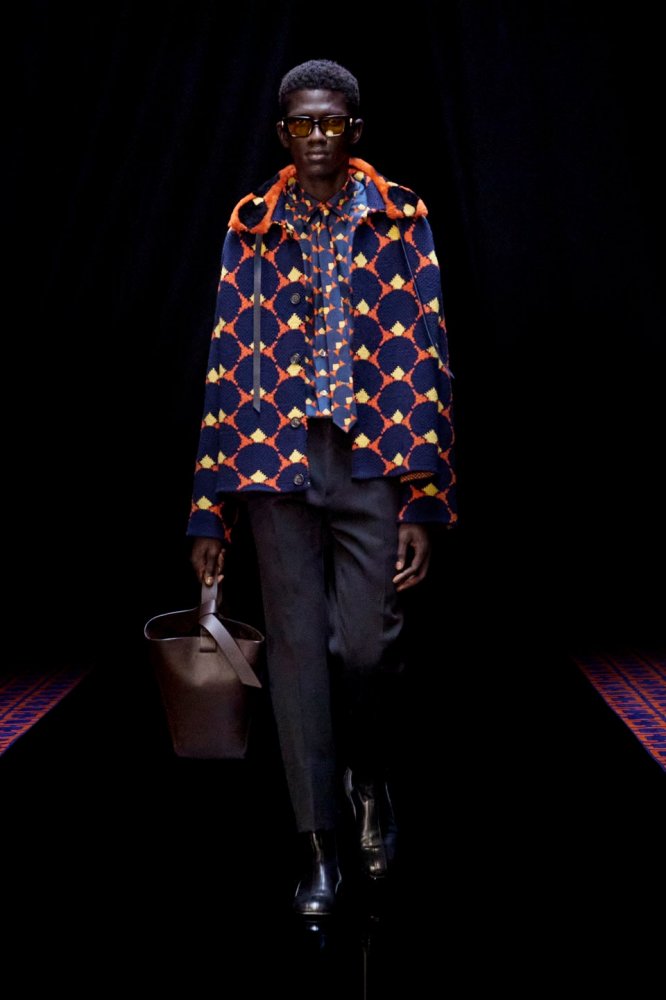 00030-lanvin-fall-22-ready-to-wear-paris-credit-brand.jpg