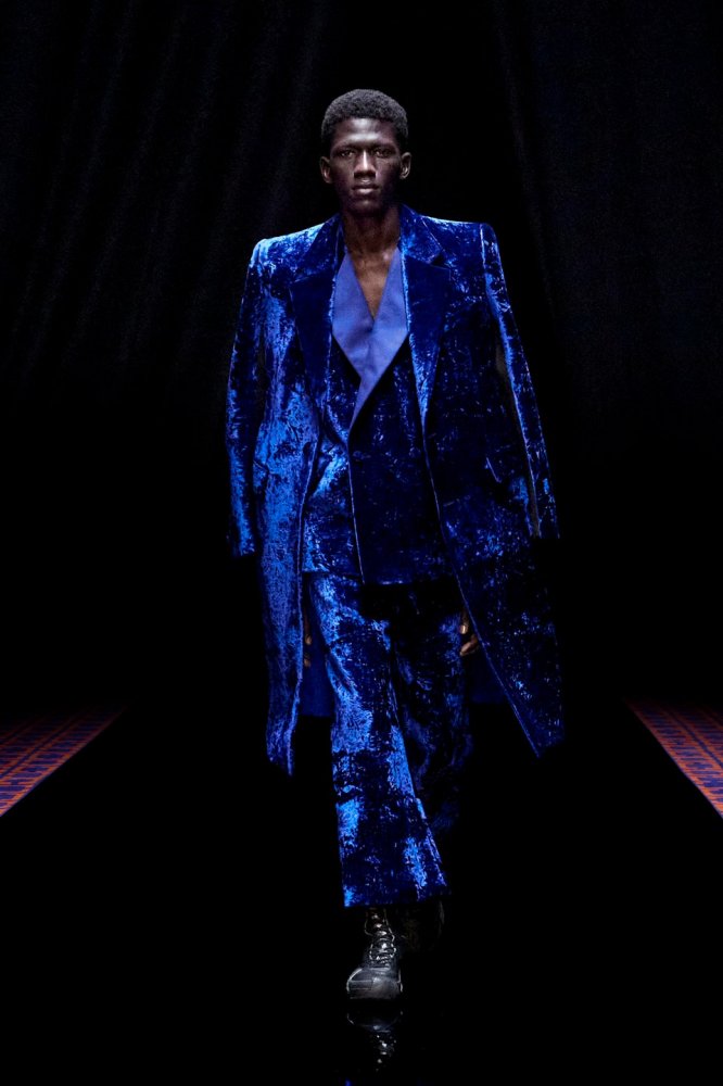 00050-lanvin-fall-22-ready-to-wear-paris-credit-brand.jpg