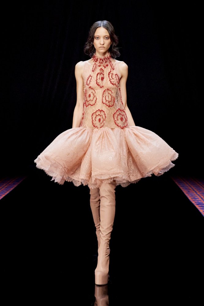 00058-lanvin-fall-22-ready-to-wear-paris-credit-brand.jpg
