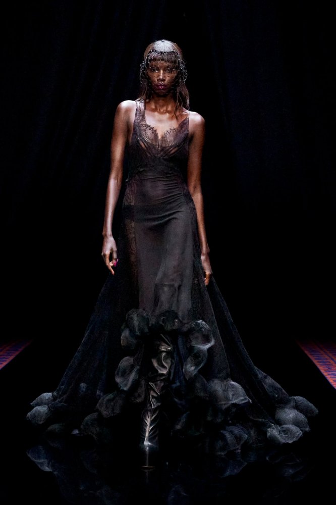 00059-lanvin-fall-22-ready-to-wear-paris-credit-brand.jpg