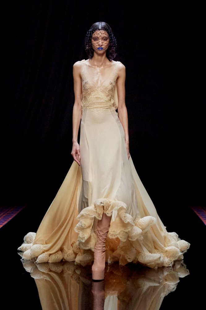00060-lanvin-fall-22-ready-to-wear-paris-credit-brand.jpg